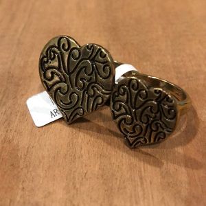 ModCloth Double Heart Ring
